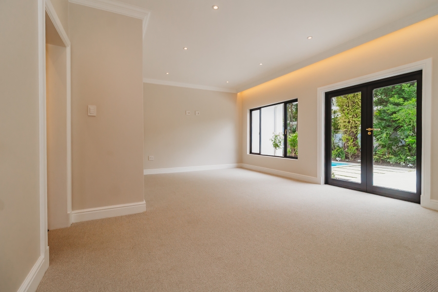 4 Bedroom Property for Sale in Fernridge Western Cape